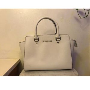 Michael Kors Selma Tote